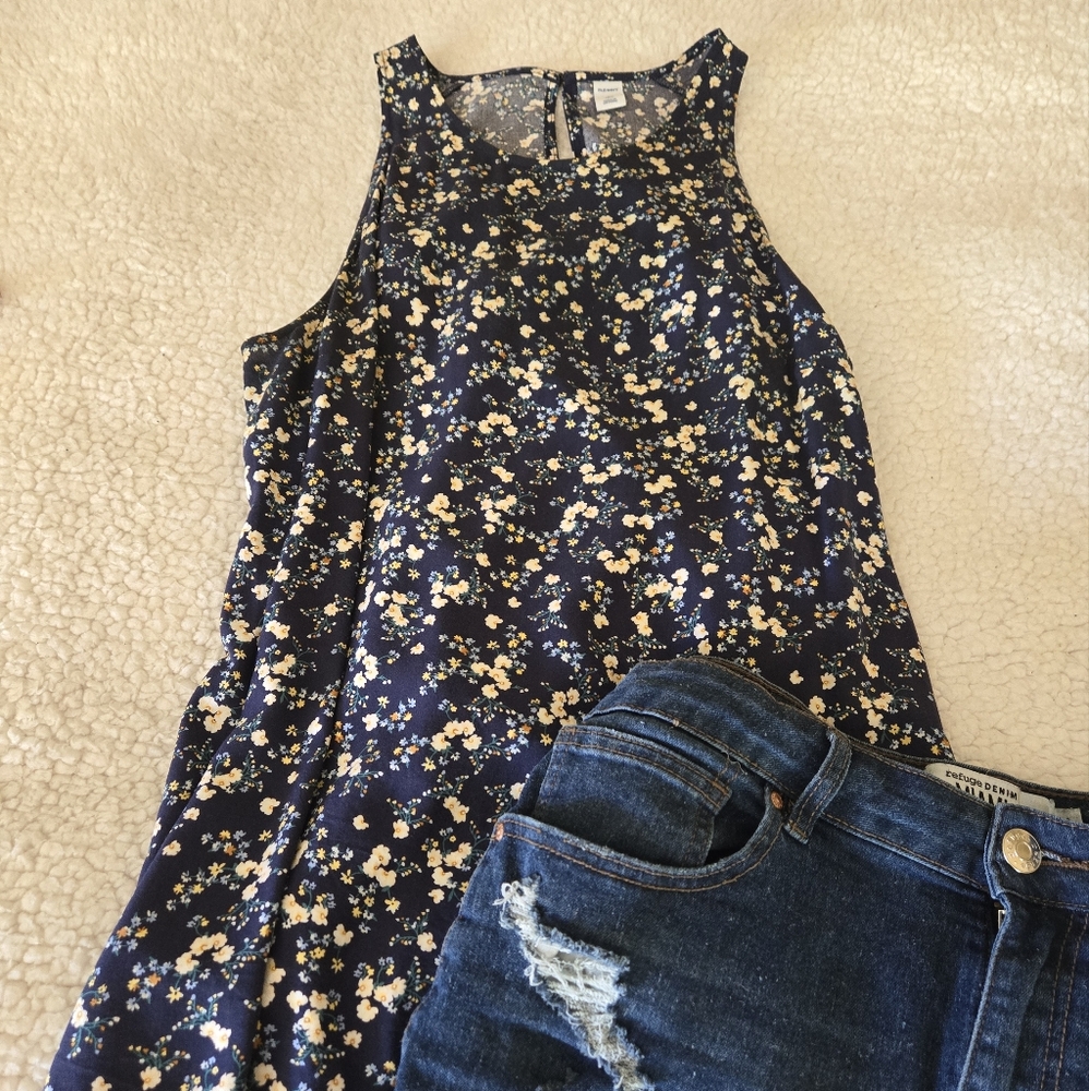 Old Navy Sleeveless Navy Blue Floral L